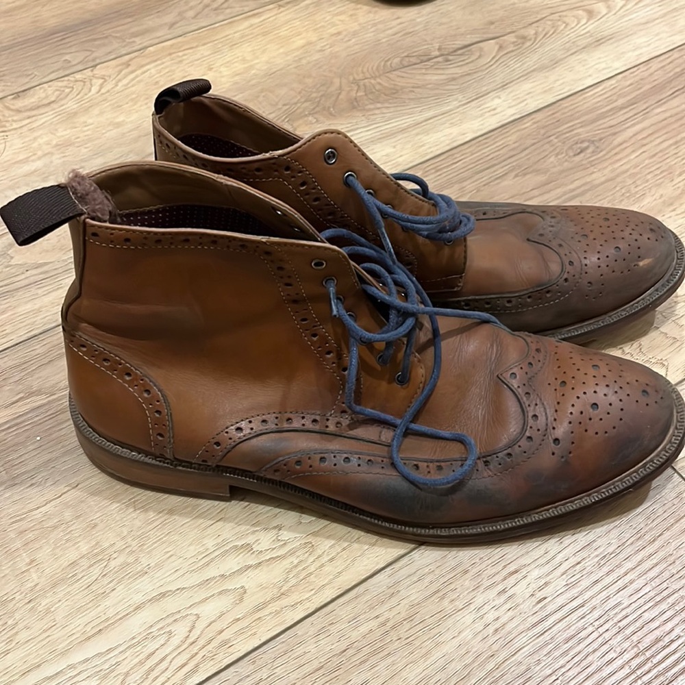 Pegabo Boots